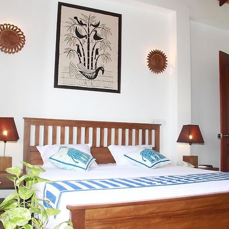 Blue Elephant Tourist Guesthouse Kudapaduwa Luaran gambar