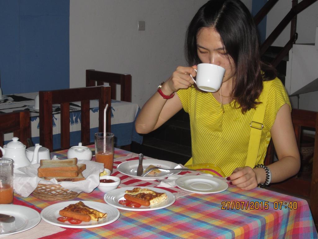 Blue Elephant Tourist Guesthouse Kudapaduwa Luaran gambar
